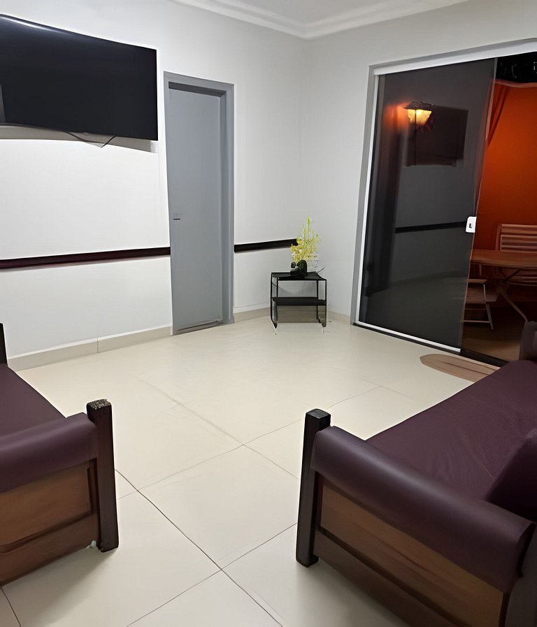 Casa aconchegante com ar-condicionado e garagem