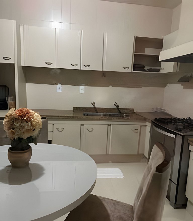 Casa aconchegante com ar-condicionado e garagem