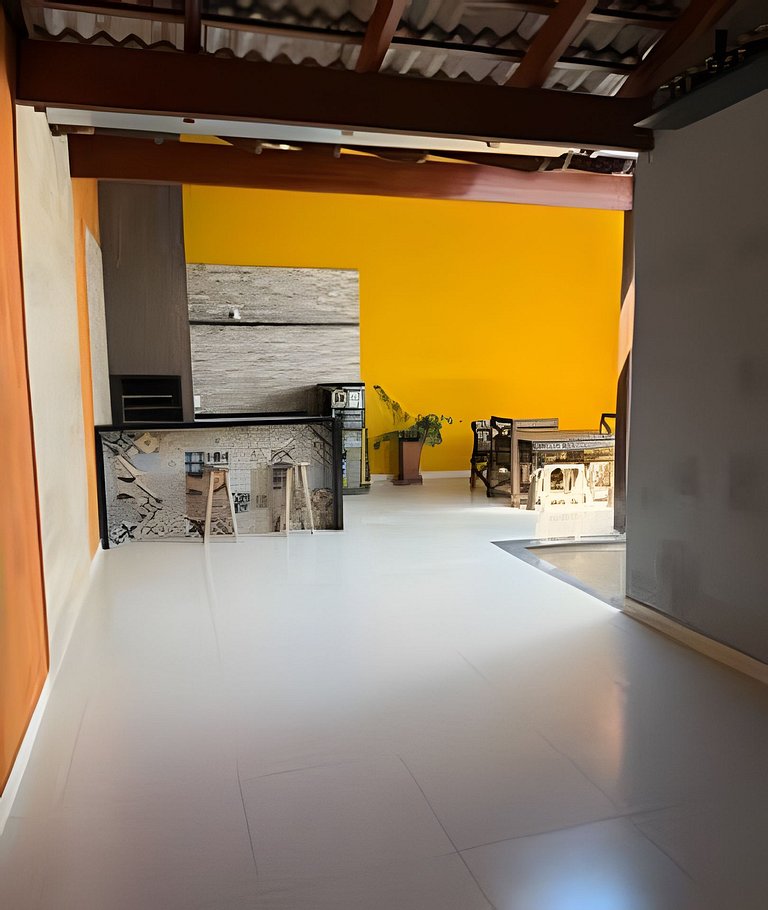 Casa grande c área gourmet churrasqueira 6 pessoas